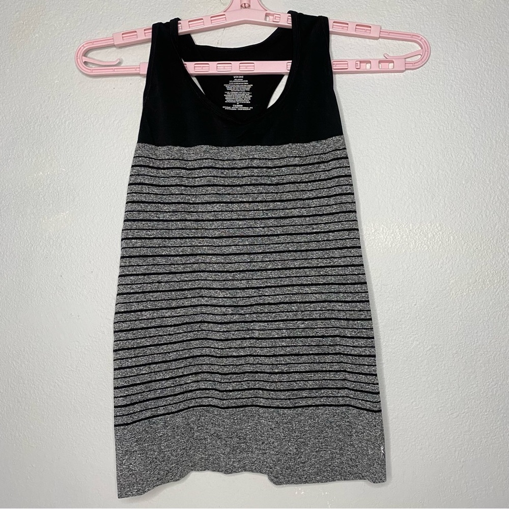 Danskin Now | Women's Activewear Muscle tee Size S
